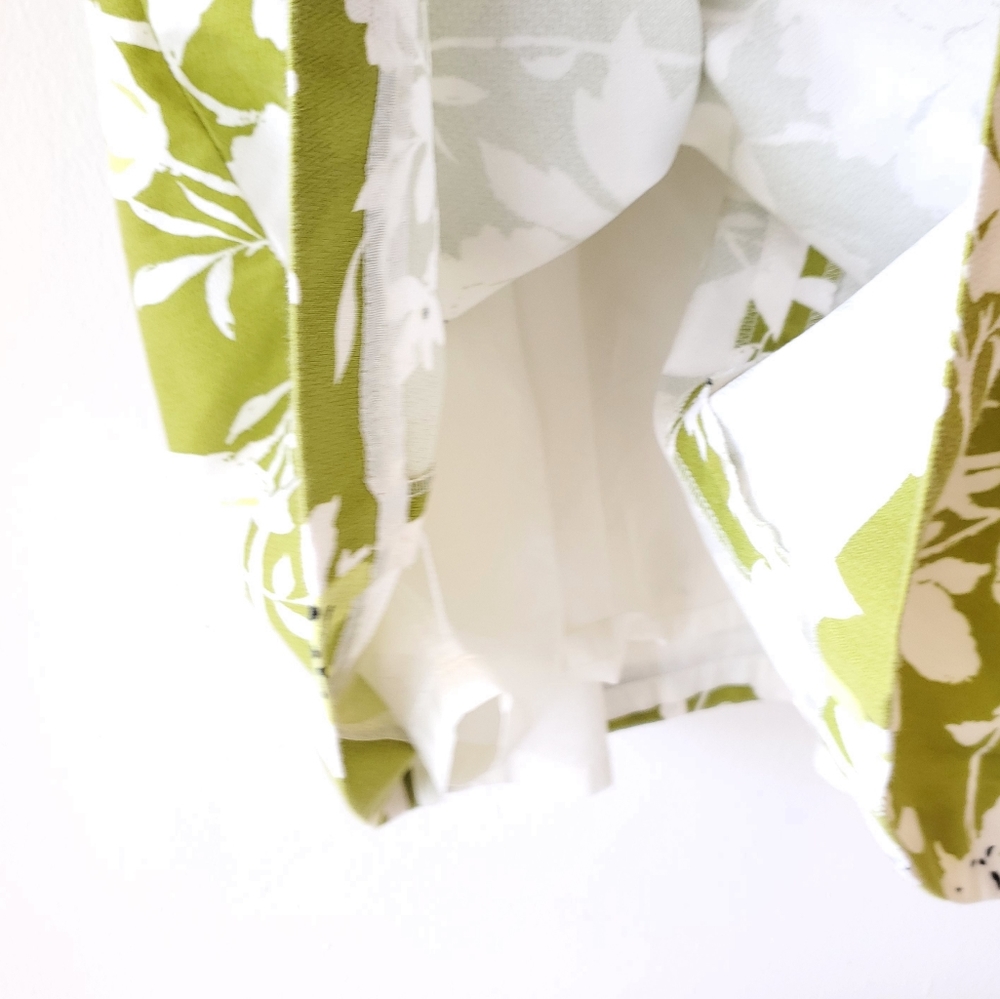 ANN TAYLOR Spring moody floral lime green lined - Picture 8 of 8